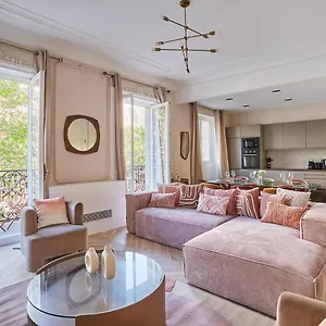 Concorde Madeleine By Prestige Apartment