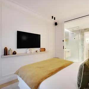 Thelander - Champs Elysees Serviced Apartment