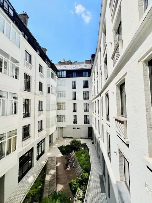 Apartment Luxury Appartement Champs Elysees Paris